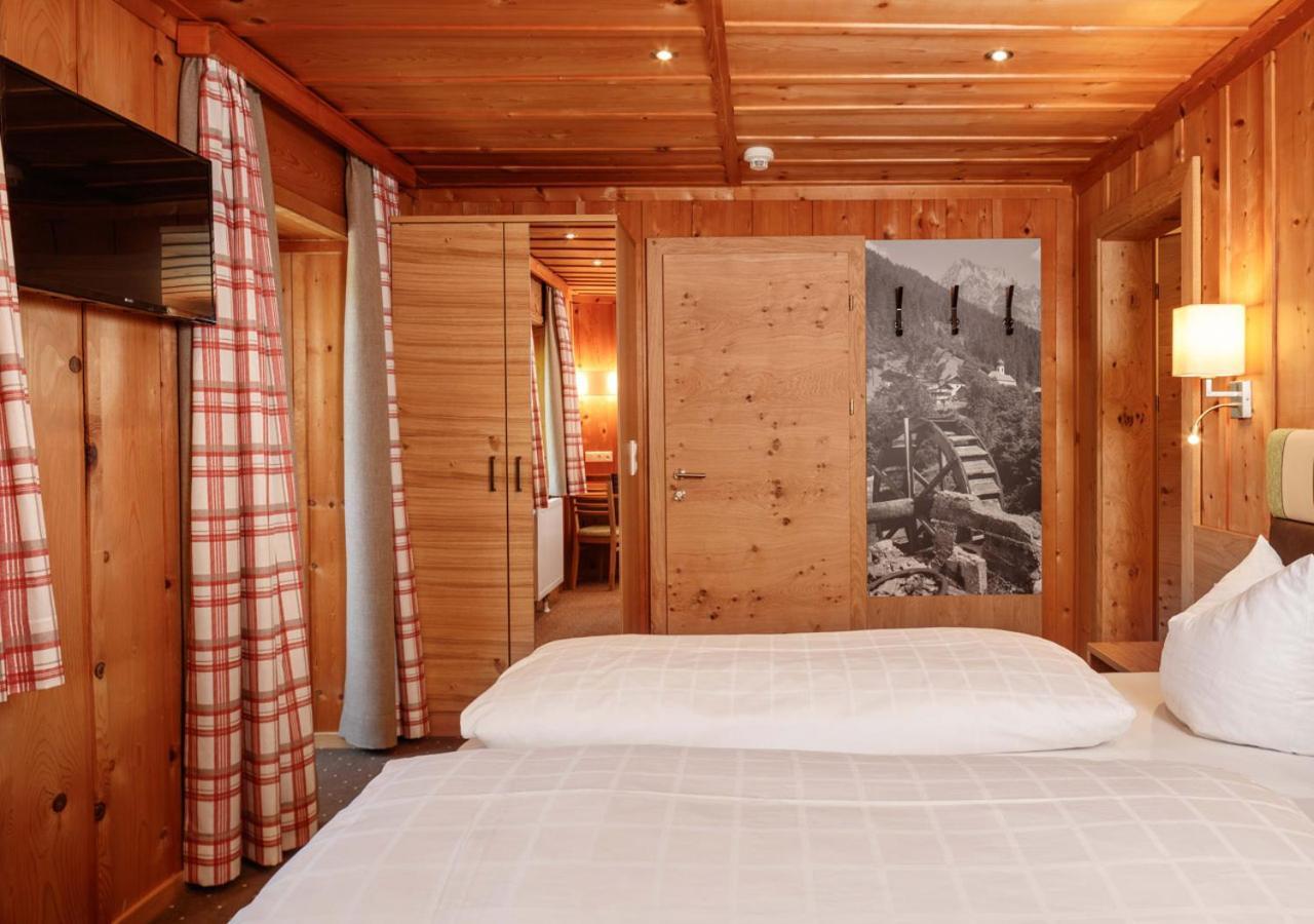 Landgasthof Adler Hinterhornbach Екстер'єр фото