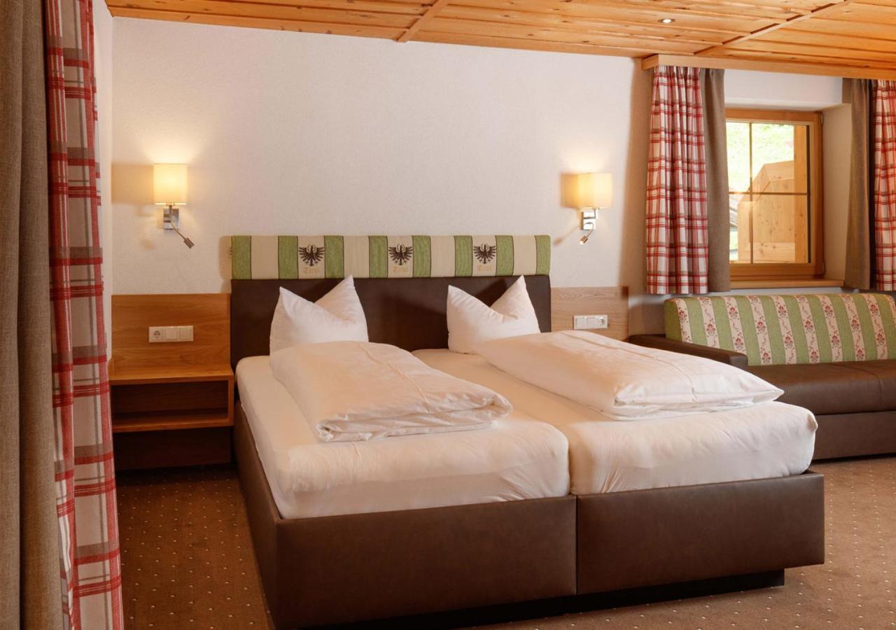 Landgasthof Adler Hinterhornbach Екстер'єр фото